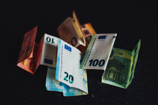 5 Effective Money Saving Tips For Businesses Who Work Internationally